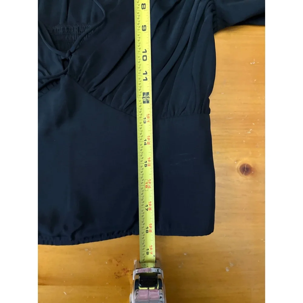 Abercrombie & Fitch Black‎ Tie-Front Ruched Smocked Long Sleeve Blouse Womens M